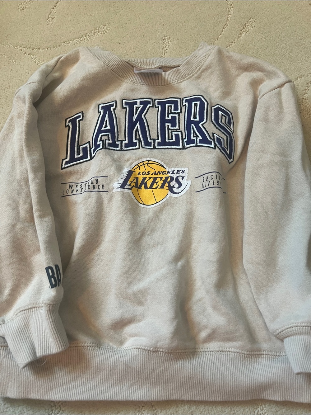 NBA Los Angeles Lakers Cream Sweatshirt with Navy and Yellow Logo